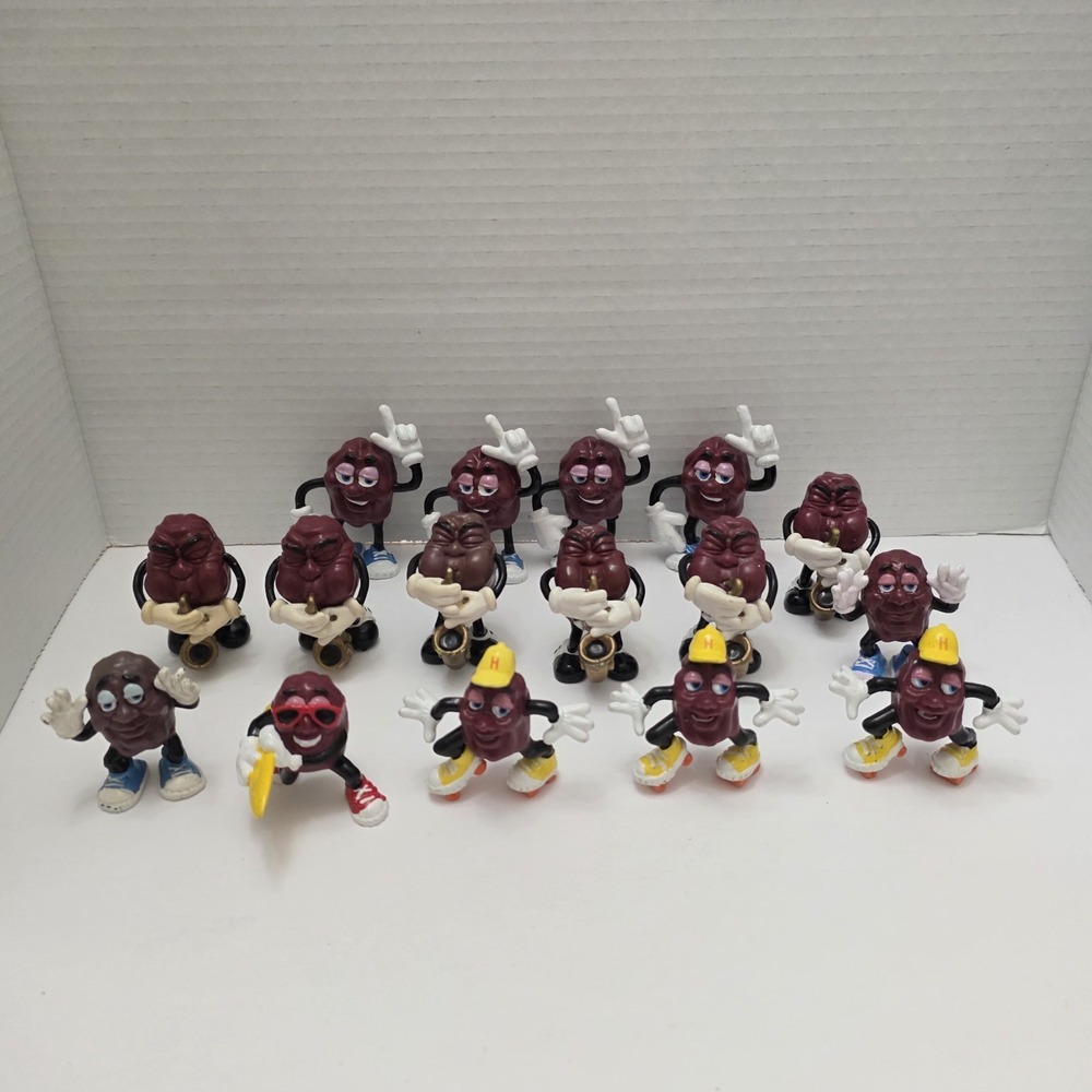 1987 1988 Calrab Applause California Raisins PVC Figures Lot of 16